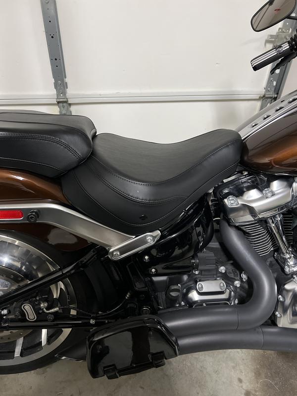 Sundowner Solo Seat - Fat Boy 52000293 | Harley-Davidson USA