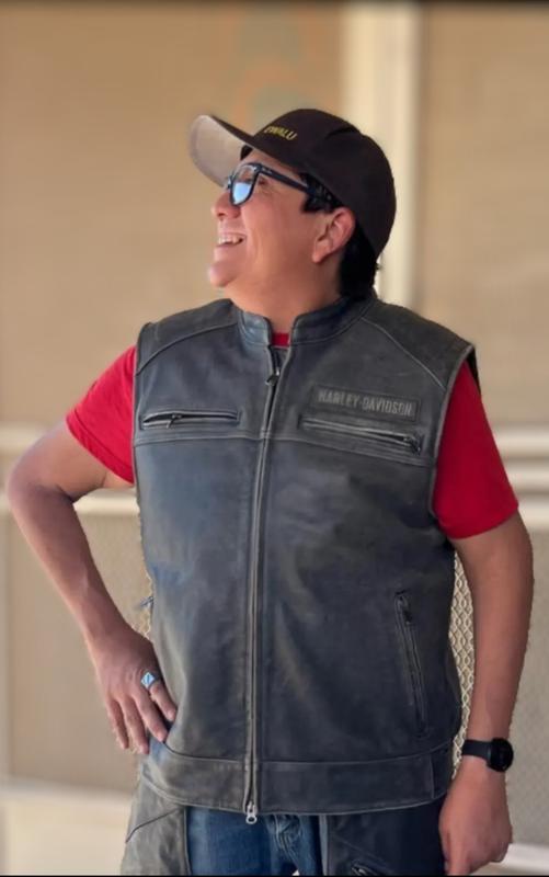 Men's Passing Link Leather Vest | Harley-Davidson USA Men's Passing Link Leather Vest | Harley-Davidson USA