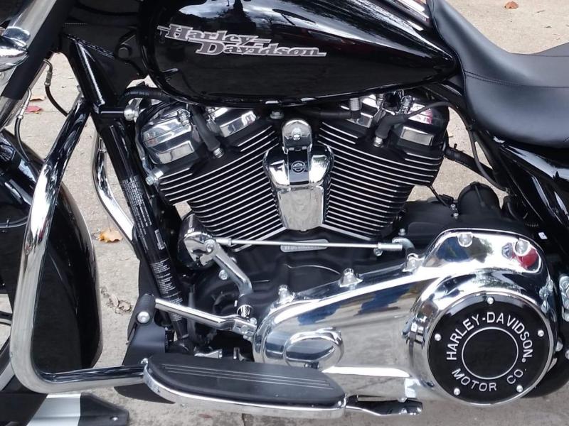 【図録】The Harley-Davidson Motor Co. Harley-Davidson Motor Co. Derby Cover 25701022 | Harley
