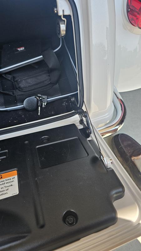 Retractable Trunk Door Tether 53000237 | Harley-Davidson USA Retractable Trunk Door Tether 53000237 | Harley-Davidson USA