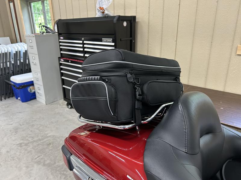 Onyx Premium Luggage Tour-Pak Rack Bag 93300123 | Harley