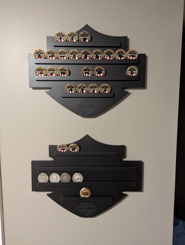 Challenge coin holder