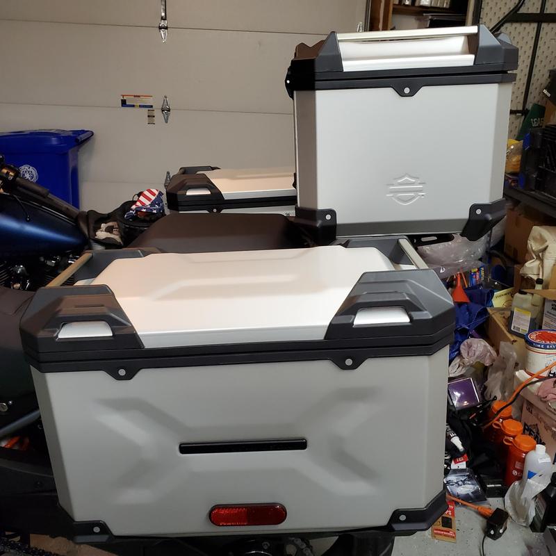 Side Case Mounting System 90202087 | Harley-Davidson USA
