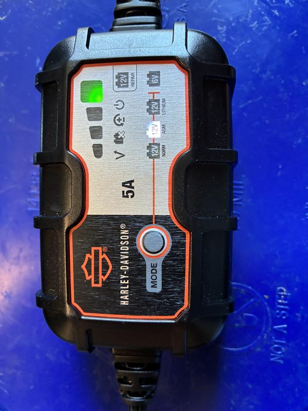 5.0 Amp Dual-Mode Battery Charger 66000309 | Harley-Davidson USA