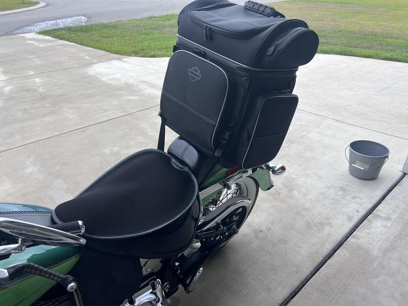 Onyx Premium Luggage Touring Bag 93300103 | Harley-Davidson USA Onyx Premium Luggage Touring Bag 93300103 | Harley-Davidson USA
