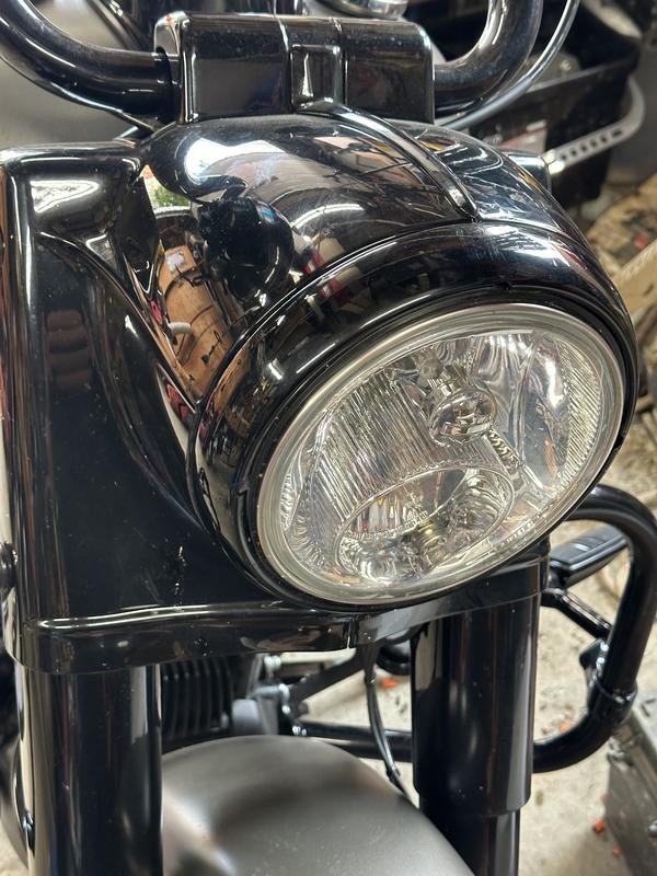 7 in. Daymaker Signature Reflector LED Headlamp - Black