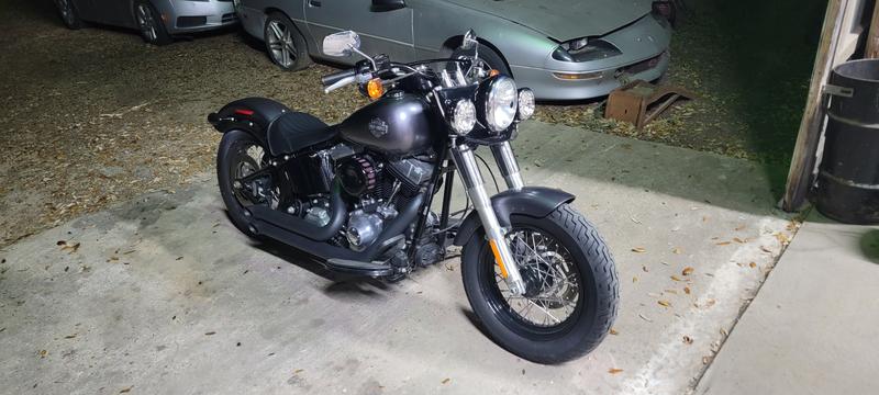 2014 H-D FLS auxiliary lighting kit