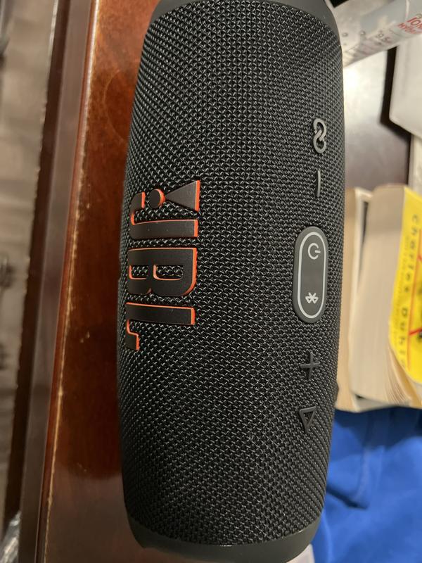 Haut-parleur portatif sans fil Bluetooth étanche à l'eau et à la poussière  JBL Charge 5 avec 2 radiateurs de basses