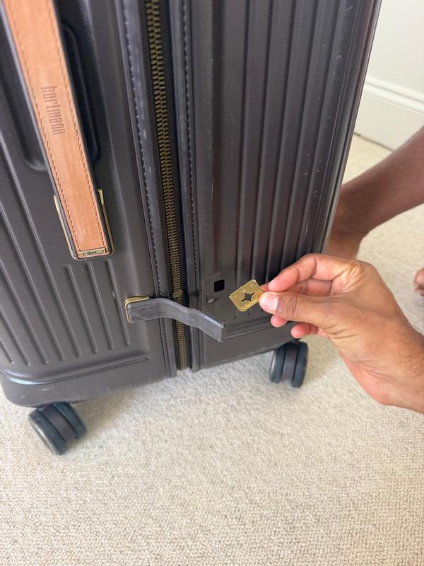 Customer photo for "Bad Quality- Regretting buying an additional ba"