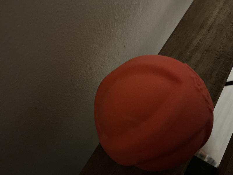 ball with no damage still not squeaking