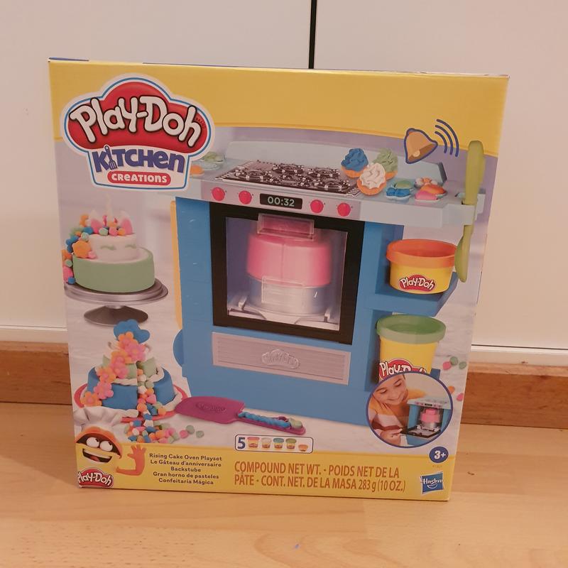Play-Doh Kitchen Creations Rising Cake 