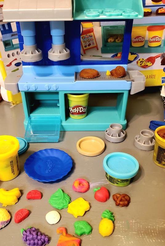 Play-Doh Kitchen Creations Busy Chef's Restaurant Playset, 2-Sided Play  Kitchen Set, Preschool Cooking Toys, Kids Arts & Crafts, Ages 3+
