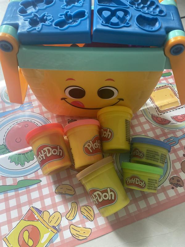 Play doh picnic basket