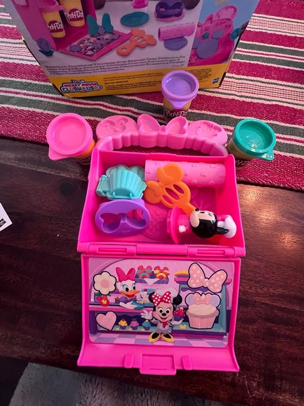 Customer carousel item 12.