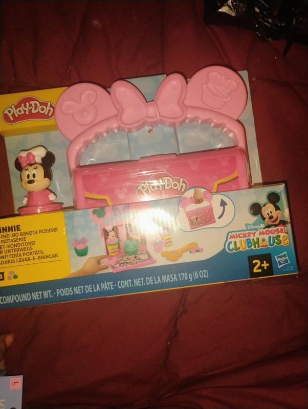 Customer carousel item 6.