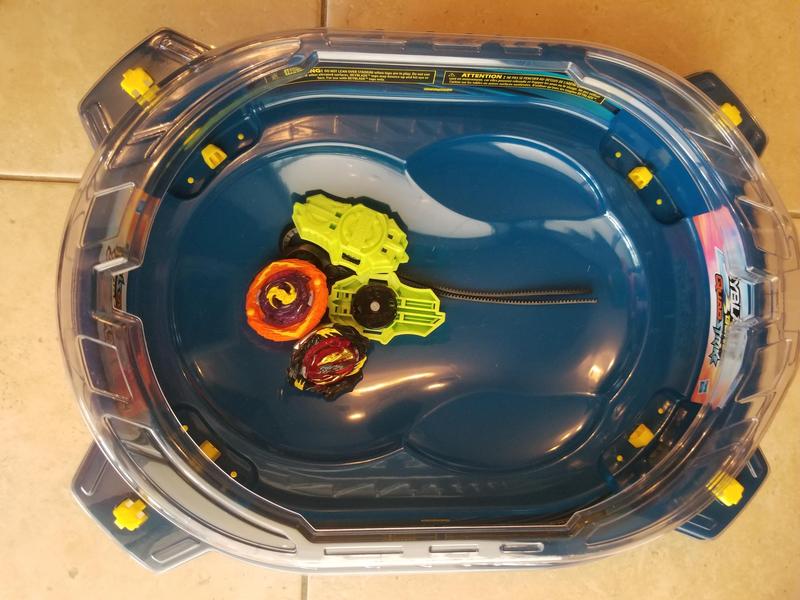 Beyblade Burst Quad Strike Battle Set +1