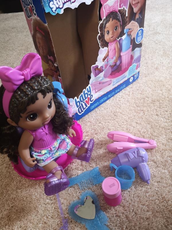 Very pretty detachable doll