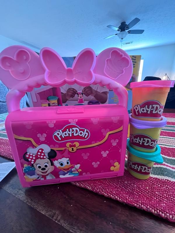 Customer carousel item 9.