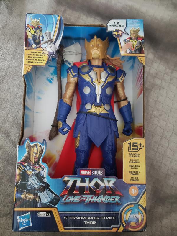 Marvel Studios' Thor: Love and Thunder Stormbreaker Strike Thor