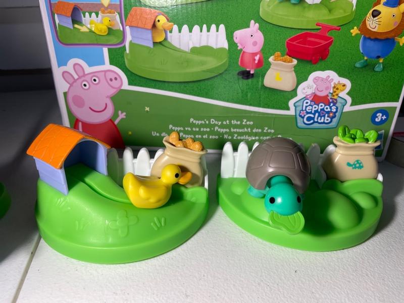 Disney Montres - Peppa Pig, coffret Peppa va au zoo, 2 figurines de 7,5 cm  et 6 accessoires thématiques, jouet préscolaire pour enfants, des 3 ans -  Animaux - Rue du Commerce