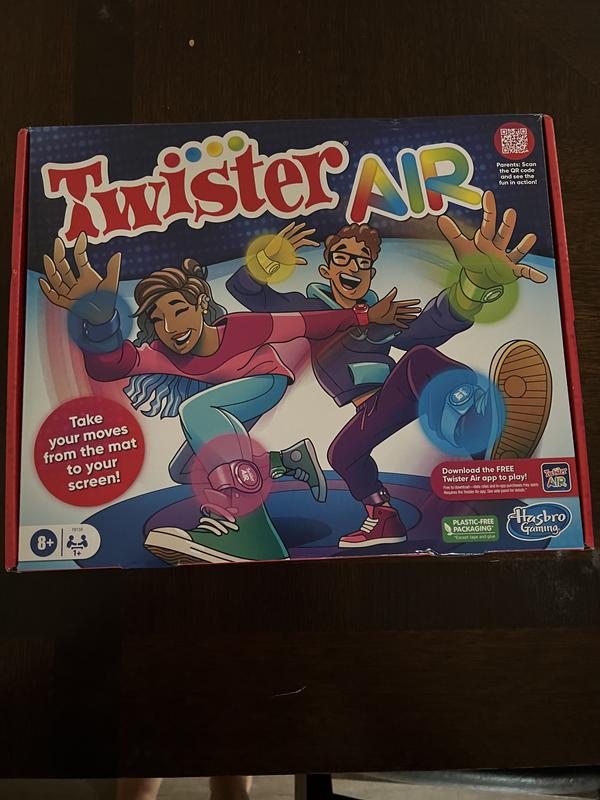 Take and bust moves from the screen with Twister Air game! 🥰 📖   📞…