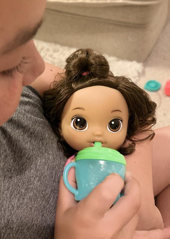 Adorable face and easy to feed