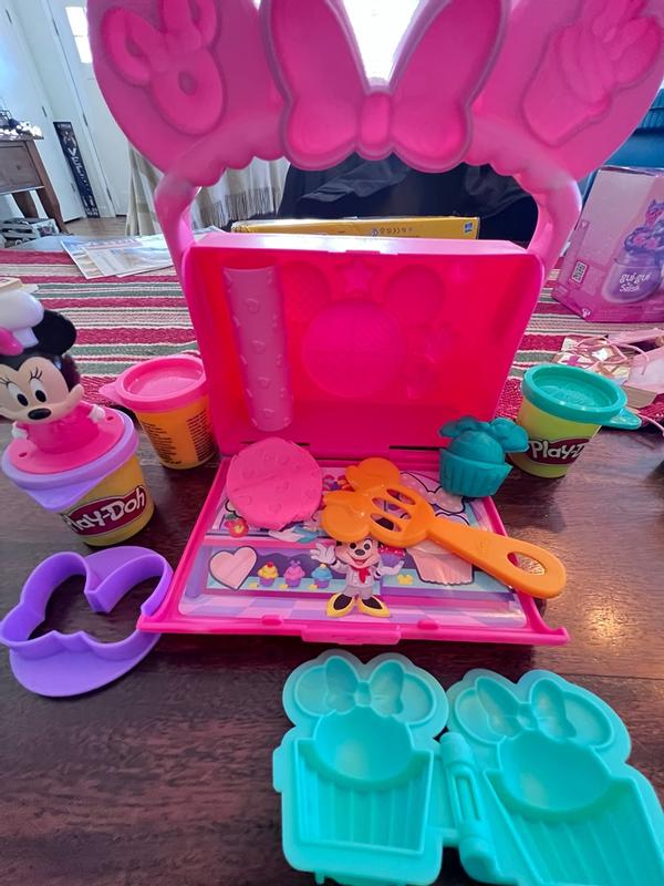 Customer carousel item 8.