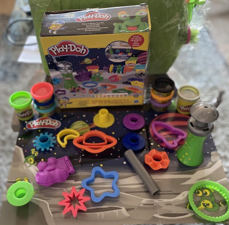Play-Doh Stars 'n Space Tool Kit Outer Space Toy for Kids 3 Years and Up  with Playmat and 8 Non-Toxic Modeling Compound Colors