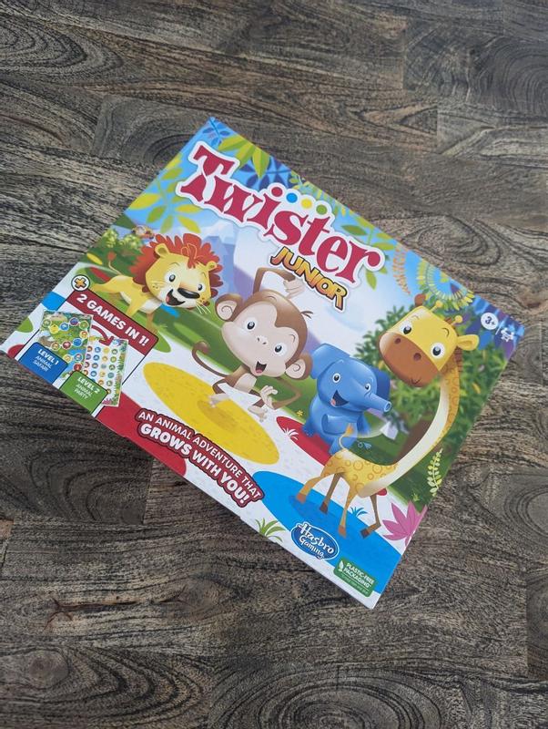 Hasbro Jeu Twister Junior, tapis réversible aventure animalière - 1 ea