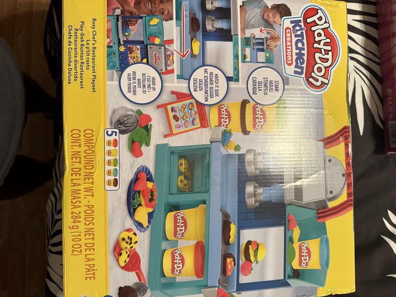 Play-Doh Kitchen Creations Deluxe Dinner Playset with 10 Cans of Play-Doh  for sale online