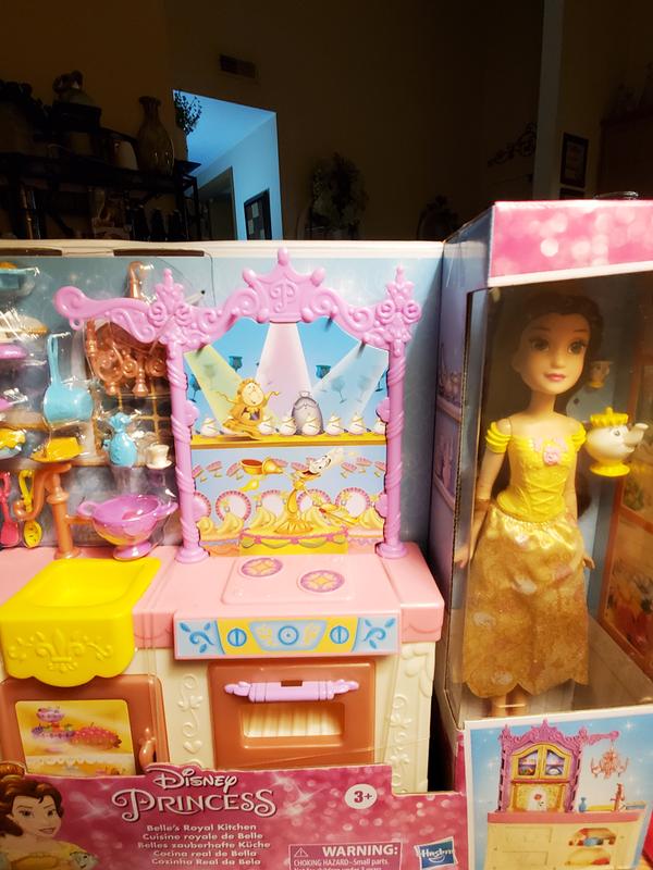 Disney Princess Belle's Royal Kitchen - Fashion Doll and Playset