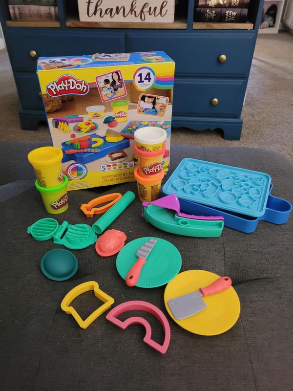 Play-Doh Kit du petit chef cuisinier, pâte à modeler, 14 accessoires de  cuisine, jouets pour enfants - Play-Doh