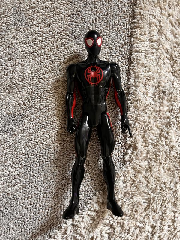 Marvel E85255X3 Spider-Man : Titan Series Miles Morales Figurine articulée  Super héros Multicolore 30 cm : : Jeux et Jouets