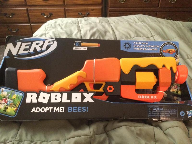 Nerf Roblox Adopt Me! BEES! Lever Action Blaster Gun with Rotating 8-Dart  Drum