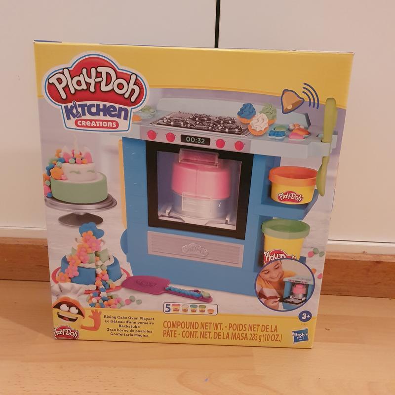 Play-Doh Kitchen Creations Rising Cake Oven Bakery Playset | Toys