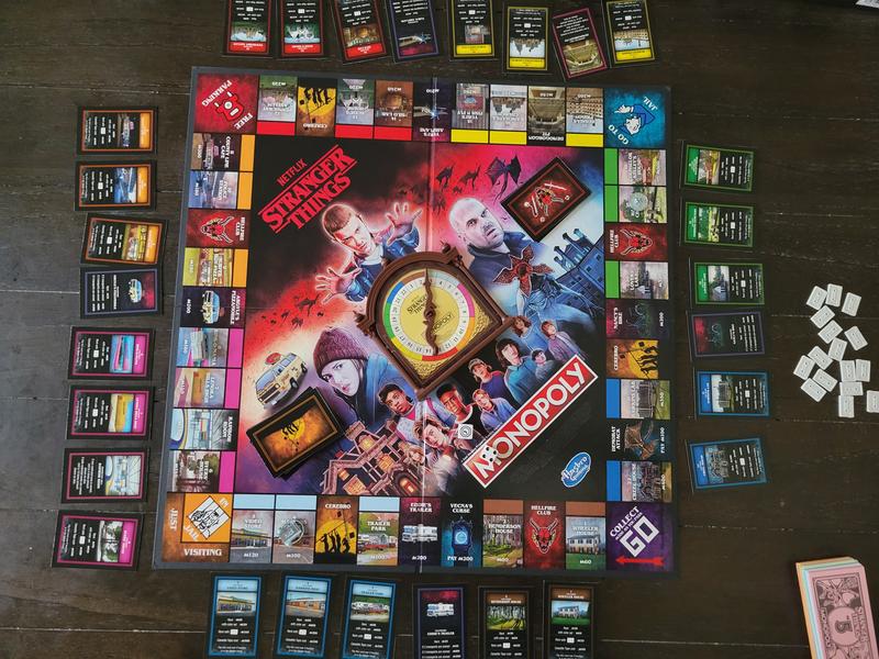  Monopoly: Netflix Stranger Things Edition Board Game for Adults  and Teens Ages 14+, Game for 2-6 Players, Inspired by Stranger Things  Season 4, Multicolor : Toys & Games