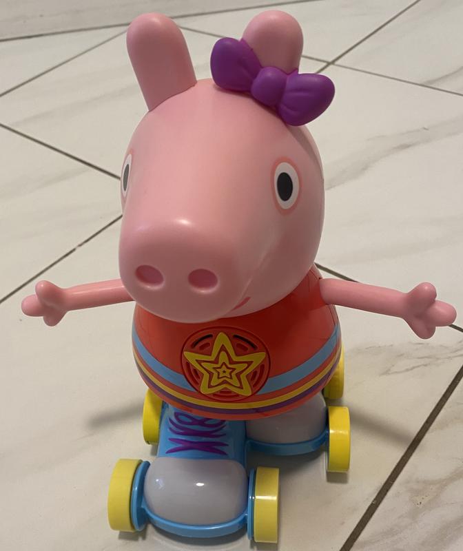 Peppa Pig Roller Disco Peppa Skating Toy, Features Pull-and-Go Action  (English)