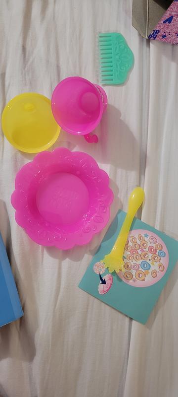 All her fun accessories