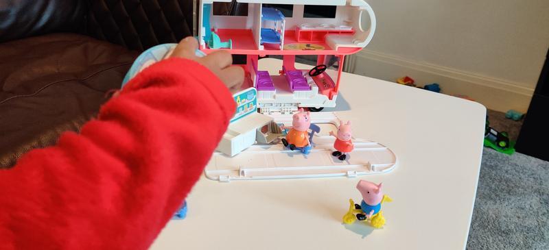 Peppa Pig Peppa's Family Motorhome Toy, Age 6+ | Canadian Tire
