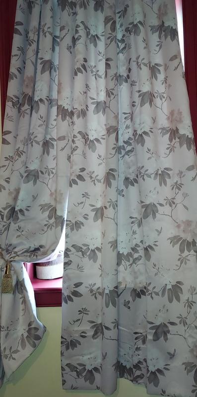 Customer carousel item 2.