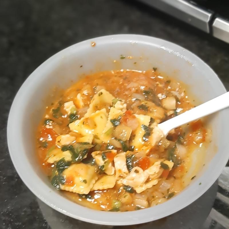 Four-Cheese Ravioli & Chicken Marinara | Healthy Choice