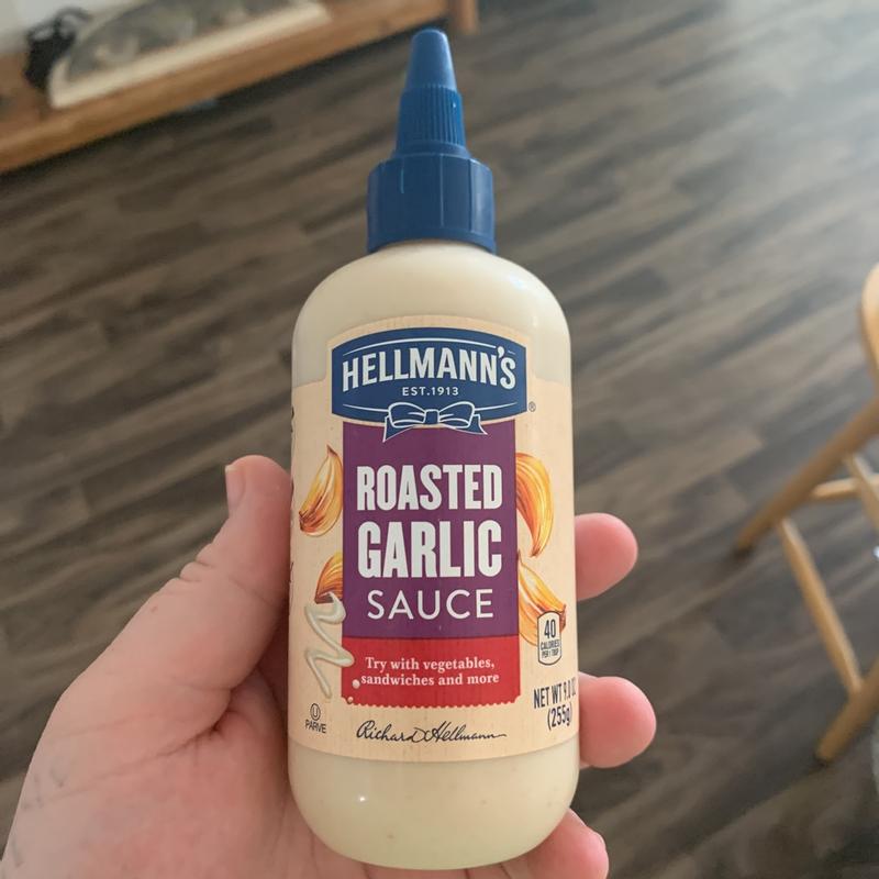 Hellmann's Sauce Roasted Garlic, 9 oz