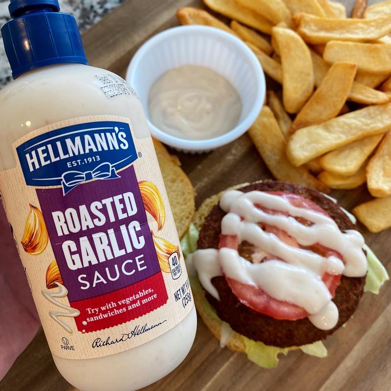 Hellmann's Sauce Roasted Garlic, 9 oz