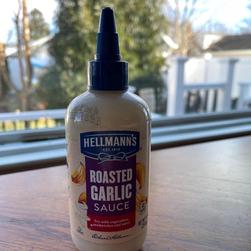 Hellmann's Sauce Roasted Garlic, 9 oz