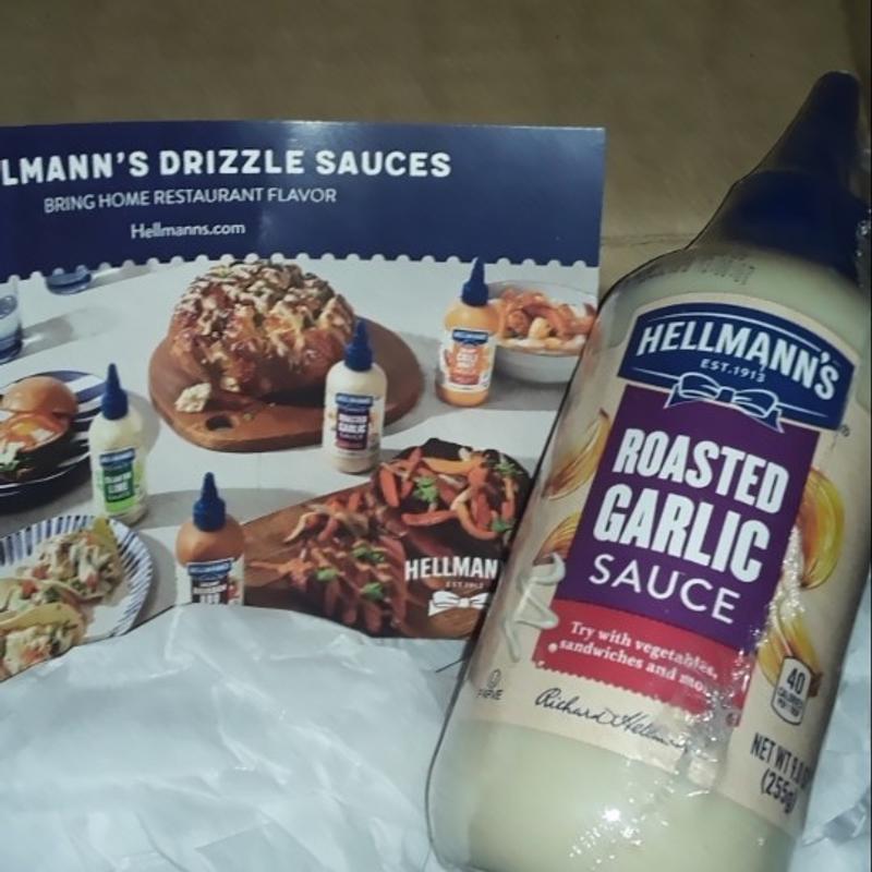 Hellmann's Sauce Roasted Garlic, 9 oz