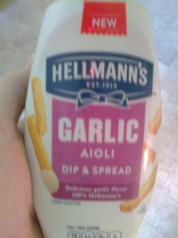 Hellmann's Garlic Dip & Spread Garlic Aioli 11.5 oz - The Fresh Grocer