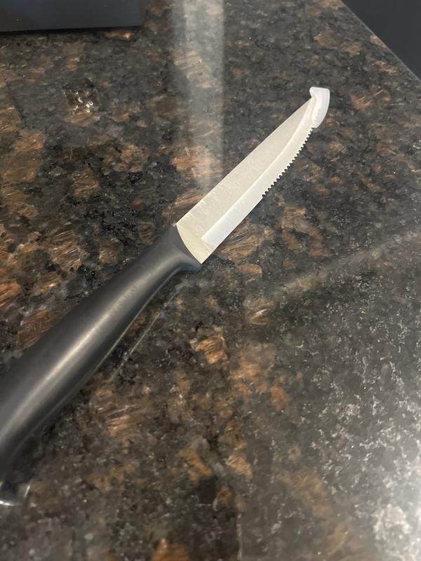 Six SHARP steak knives!!!