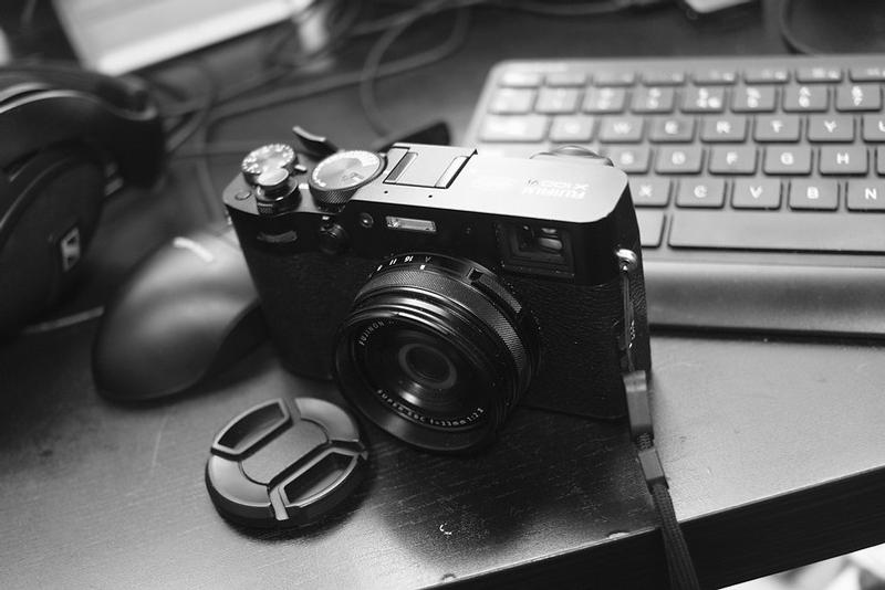 Fujifilm X100VI Black | Henry's