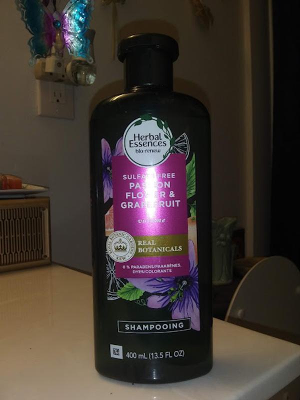 Herbal Essences 13.5 fl. oz. Passion Flower and Grapefruit Volume