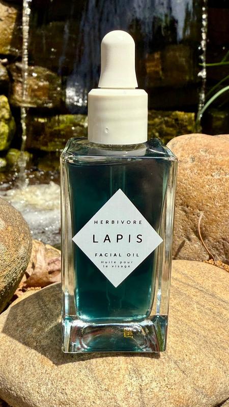 Customer photo for "Leaves my combo skin refreshed, moisturized and acne free!"